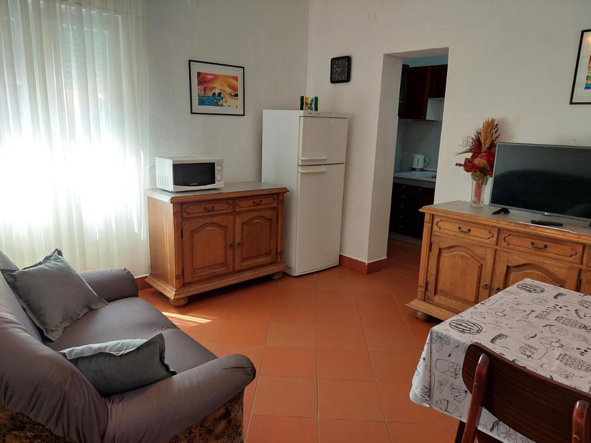 Apartment Eli Pag Town Extérieur photo